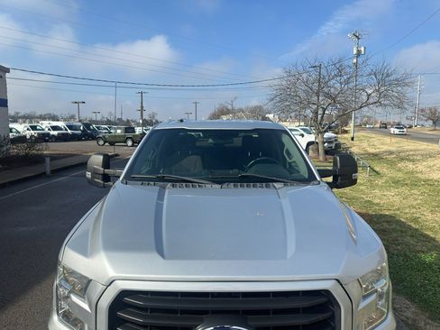 Used 2017 Ford F150 XL w/ Equipment Group 101A Mid image 10