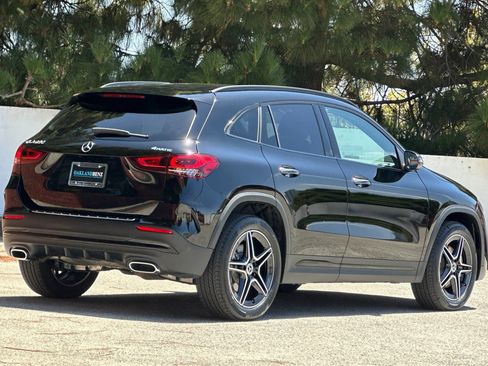 Certified 2022 Mercedes-Benz GLA 250 4MATIC image 4