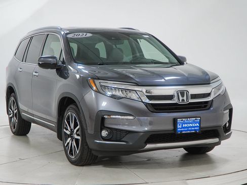 Used 2021 Honda Pilot Touring image 17