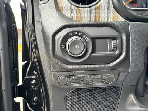 New 2026 Jeep Wrangler Unlimited Sport AWD/4WD image 31