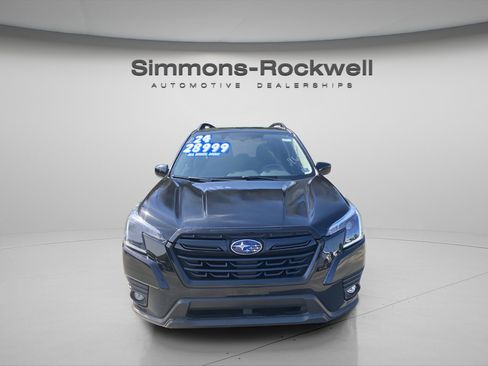 Used 2024 Subaru Forester Premium w/ POP Package 3 image 2