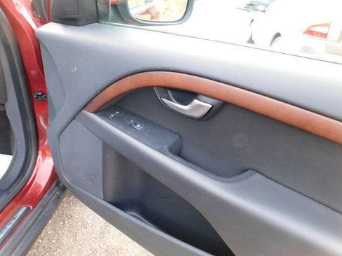 Used 2011 Volvo XC70 3.2 image 15