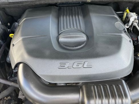 Used 2011 Jeep Grand Cherokee Laredo AWD/4WD image 27