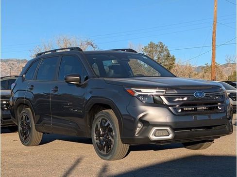 Used 2025 Subaru Forester Limited image 1