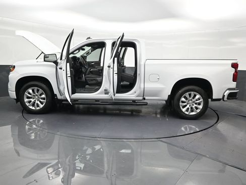 Used 2023 Chevrolet Silverado 1500 Custom RWD image 35