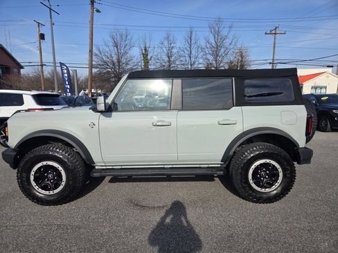 Used 2022 Ford Bronco Outer Banks w/ Sasquatch Package image 31