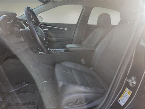 Used 2018 Chevrolet Impala LT image 20