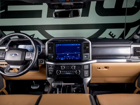 Used 2022 Ford F150 Lariat w/ Equipment Group 502A High AWD/4WD image 3