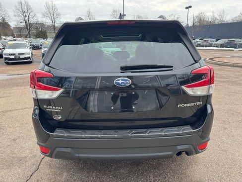 Used 2021 Subaru Forester Premium image 6