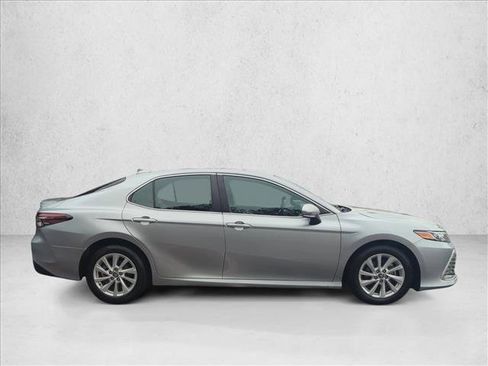Used 2024 Toyota Camry LE image 4
