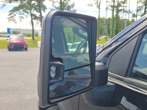 Used 2024 Chevrolet Silverado 3500 LT w/ Convenience Package AWD/4WD image 10