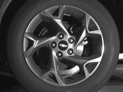Used 2025 Chevrolet Trax LT w/ LT Convenience Package FWD image 14