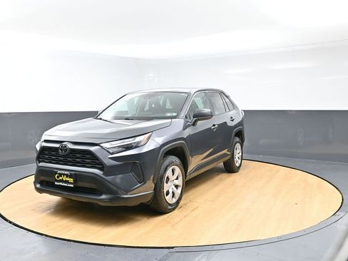 Used 2024 Toyota RAV4 LE image 4