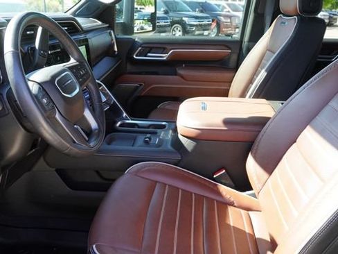 Used 2025 GMC Sierra 2500 Denali Ultimate AWD/4WD image 19