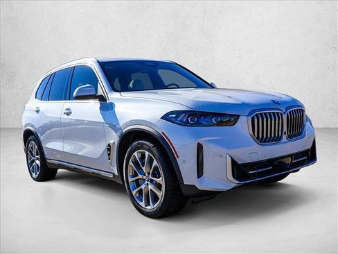 New 2026 BMW X5 xDrive50e w/ Executive Package AWD/4WD image 3
