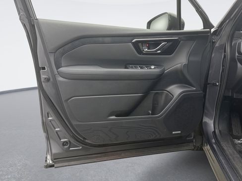 Used 2025 Subaru Forester Limited AWD/4WD image 9