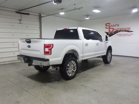 Used 2018 Ford F150 XLT w/ Equipment Group 302A Luxury AWD/4WD image 4