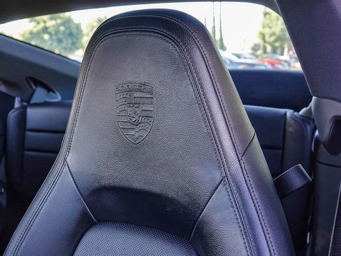 Used 2024 Porsche 911 Carrera image 30