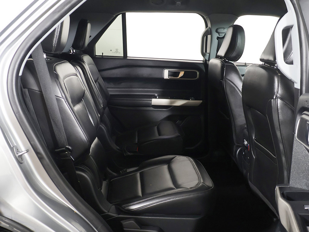 Used 2022 Ford Explorer XLT AWD/4WD image 28