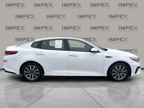 Used 2020 Kia Optima Premium image 6