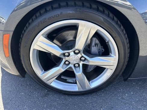 Used 2017 Chevrolet Camaro SS RWD image 7