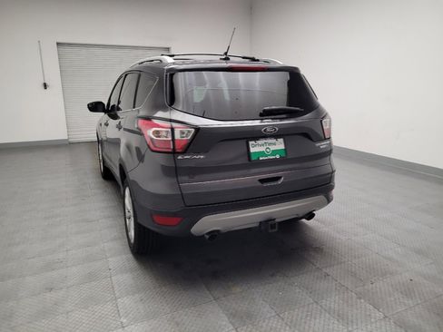 Used 2018 Ford Escape Titanium AWD/4WD image 6