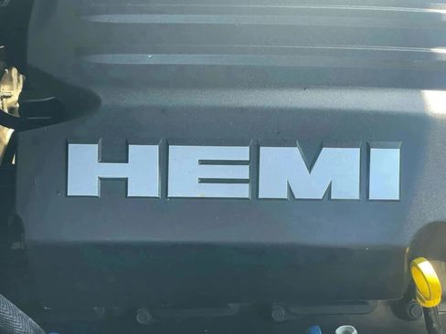 Used 2022 Dodge Challenger R/T w/ Plus Package image 8