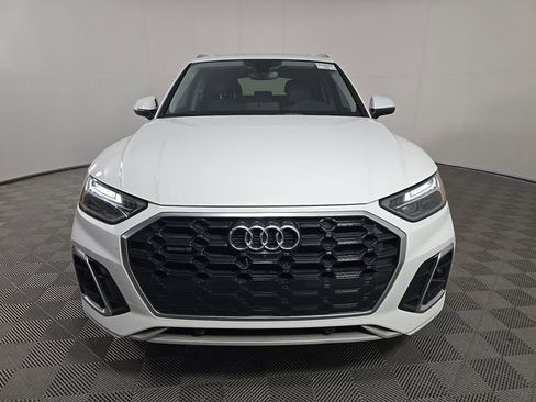 Used 2023 Audi Q5 2.0T Premium Plus w/ Premium Plus Package AWD/4WD image 3