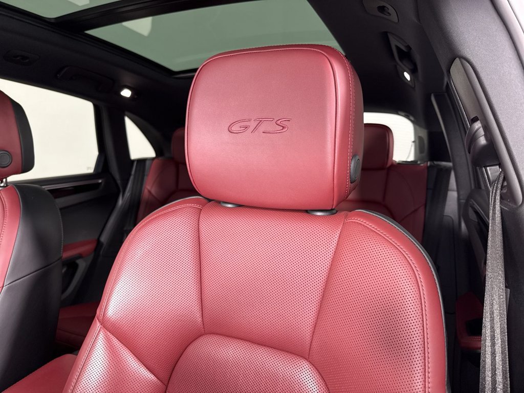 Certified 2023 Porsche Macan GTS AWD/4WD image 40
