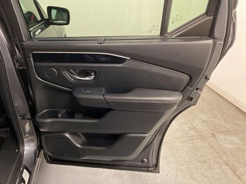 Certified 2025 Honda Pilot EX-L image 26