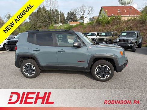 Certified 2016 Jeep Renegade Trailhawk AWD/4WD image 6