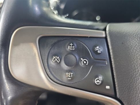 Used 2016 GMC Yukon XL Denali image 24