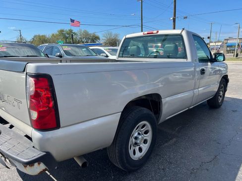 Used 2005 Chevrolet Silverado 1500 W/T image 5