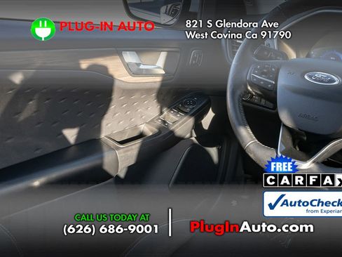 Used 2020 Ford Escape Titanium w/ Titanium Premium Package 2.0 image 15