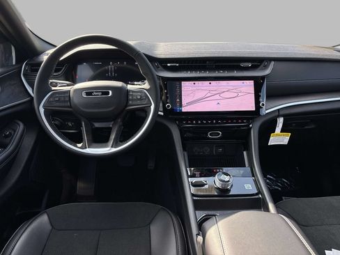 New 2026 Jeep Grand Cherokee Altitude AWD/4WD image 6
