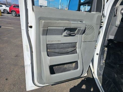 Used 2016 Ford E-350 and Econoline 350 Super Duty w/ Power Windows & Locks Group RWD image 21