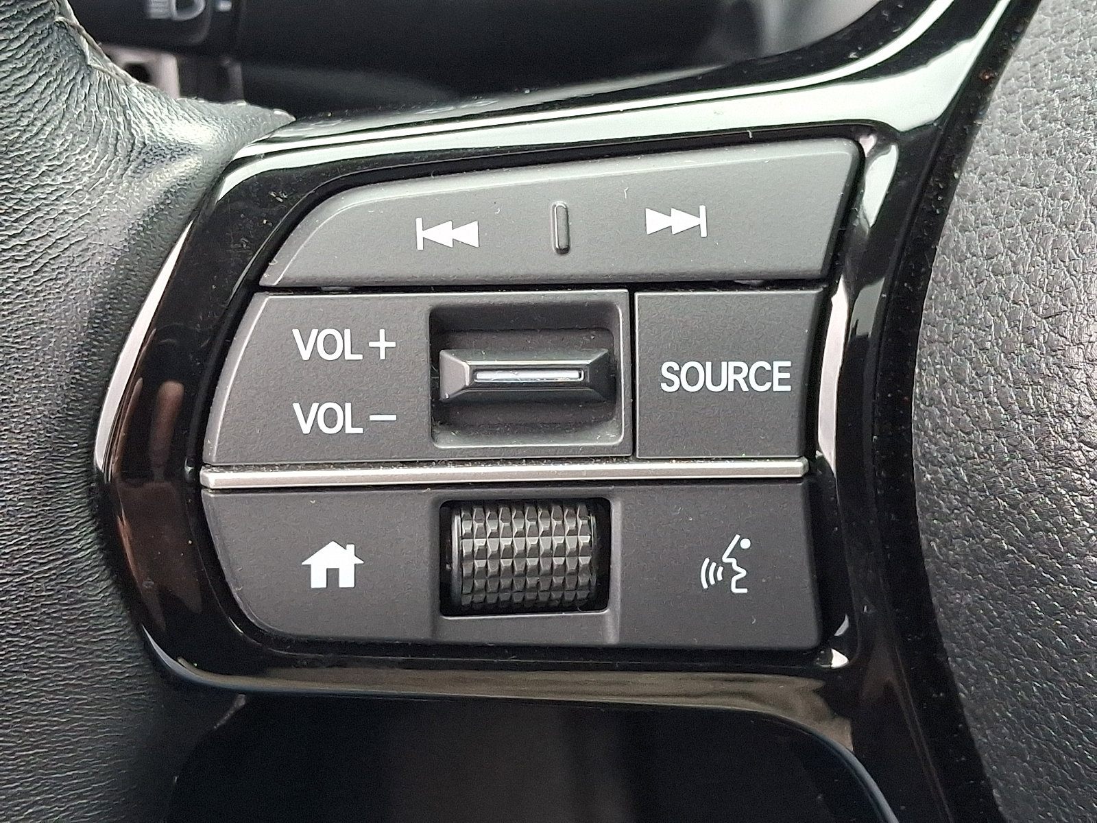 Certified 2024 Honda Civic EX image 22