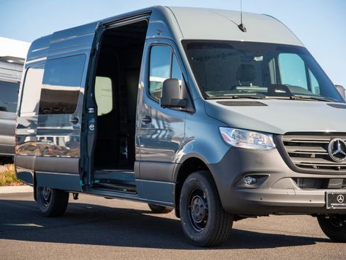 New 2026 Mercedes-Benz Sprinter 2500 image 6