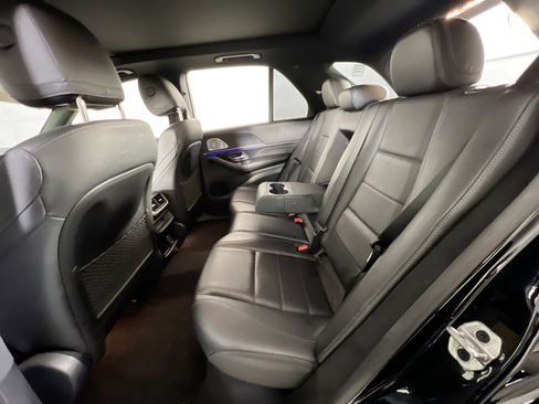 Used 2023 Mercedes-Benz GLE 350 4MATIC w/ AMG Line Exterior image 26