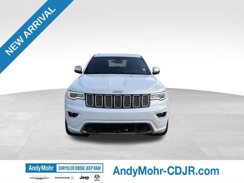 Used 2019 Jeep Grand Cherokee Overland AWD/4WD image 2