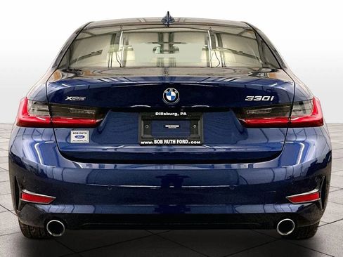 Used 2019 BMW 330i xDrive Sedan w/ Driving Assistance Package image 4