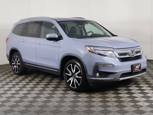 Used 2022 Honda Pilot Elite image 2