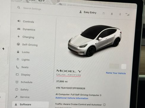 Used 2023 Tesla Model Y Performance AWD/4WD image 28