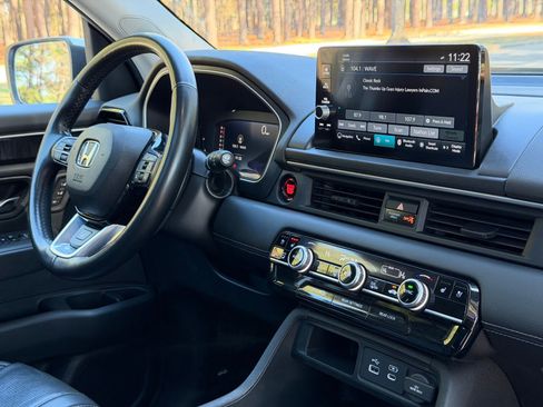 Used 2023 Honda Pilot Elite image 20