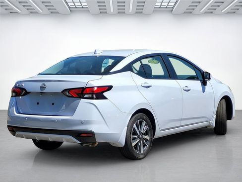 New 2025 Nissan Versa SV w/ Trunk Package FWD image 4