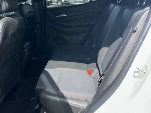 Used 2020 Buick Encore GX Preferred w/ Cold Weather Comfort Package FWD image 28