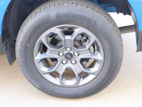 Used 2025 Ford Maverick XLT w/ Equipment Group 302A AWD/4WD image 25