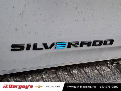 New 2025 Chevrolet Silverado EV RST image 13