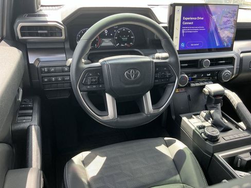 Certified 2026 Toyota 4Runner TRD Off-Road Premium AWD/4WD image 17
