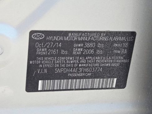 Used 2015 Hyundai Elantra SE w/ Option Group 02 FWD image 29